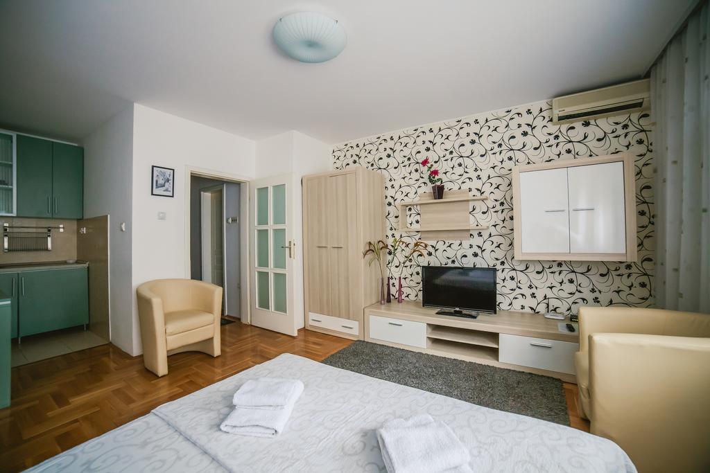 Apartment Stela Белград Екстериор снимка