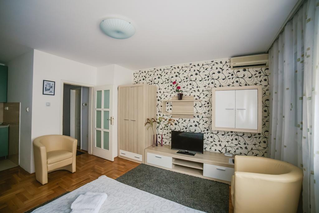 Apartment Stela Белград Екстериор снимка