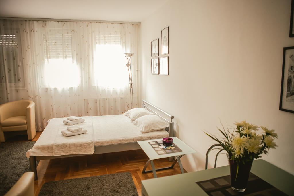Apartment Stela Белград Екстериор снимка