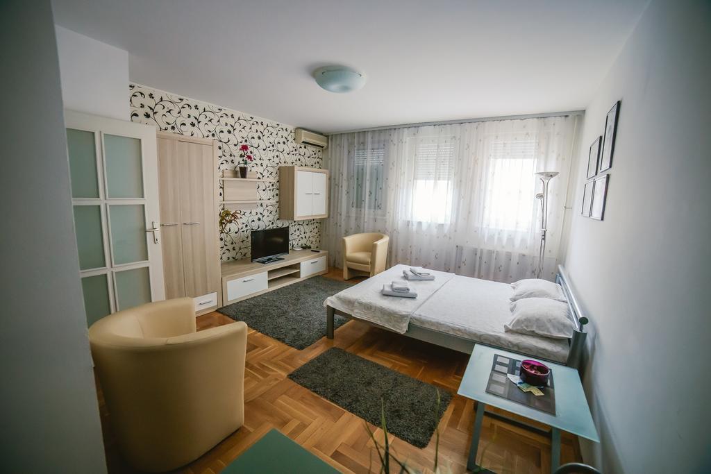 Apartment Stela Белград Екстериор снимка